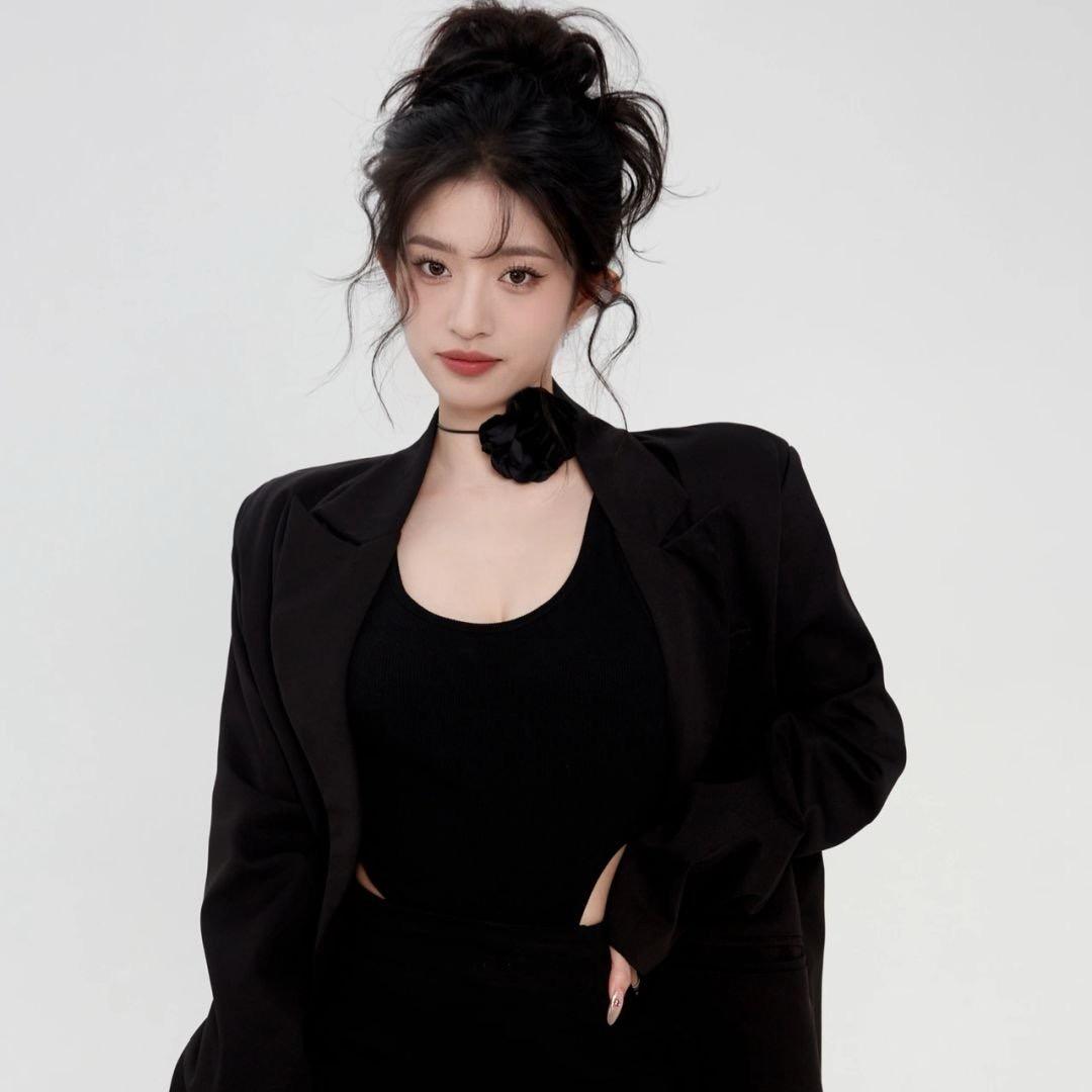 美丽俏佳人化妆老师菲菲