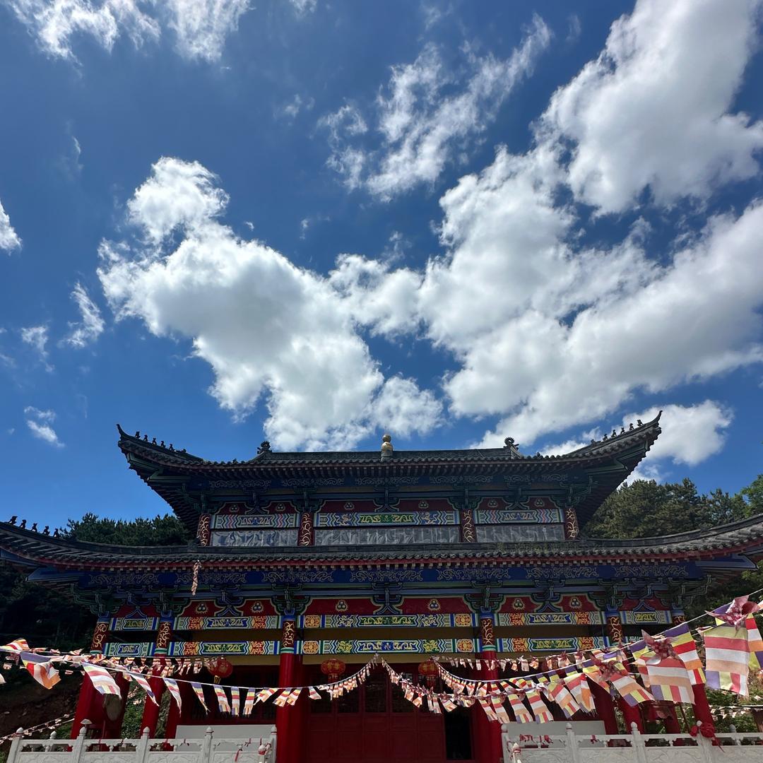 白塔寺一尘子