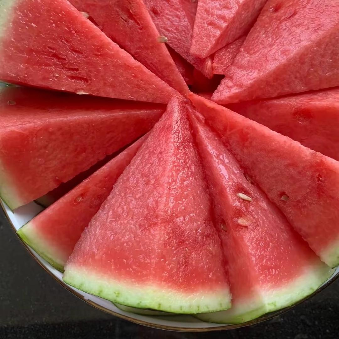 AAA西瓜消化基地🍉头像