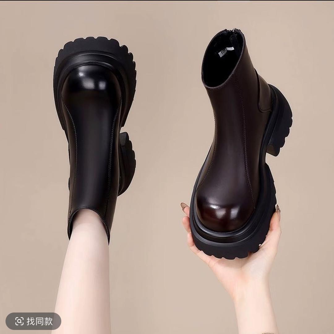 Jerry Lee设计女鞋