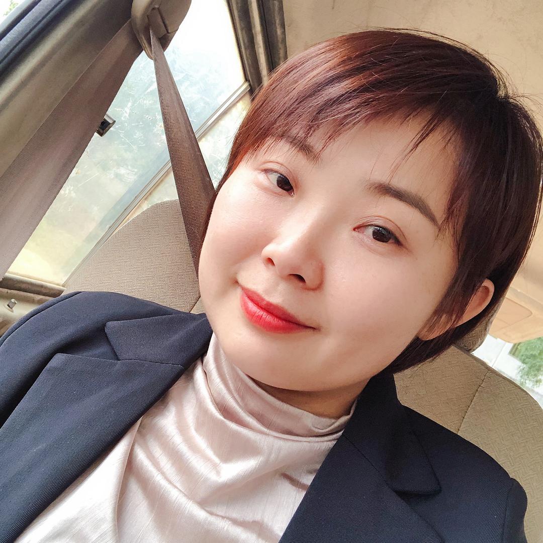 罗定电器许小小英