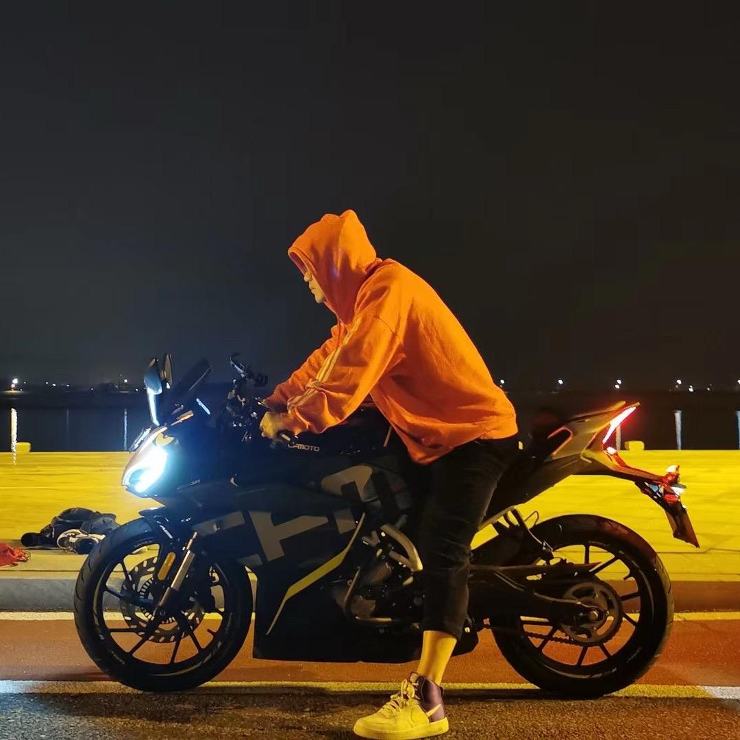 舟山艾斯装饰设计～张sir