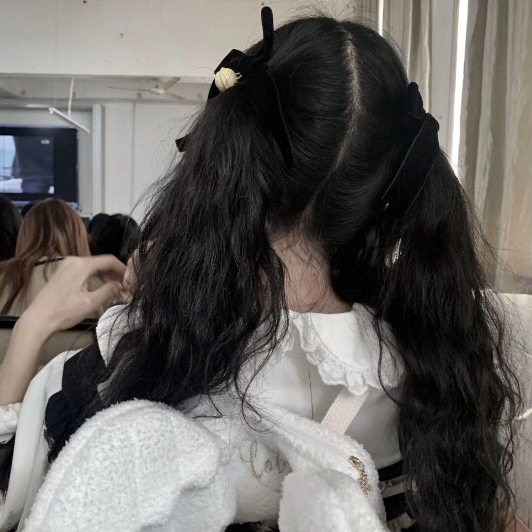小何的朋友圈