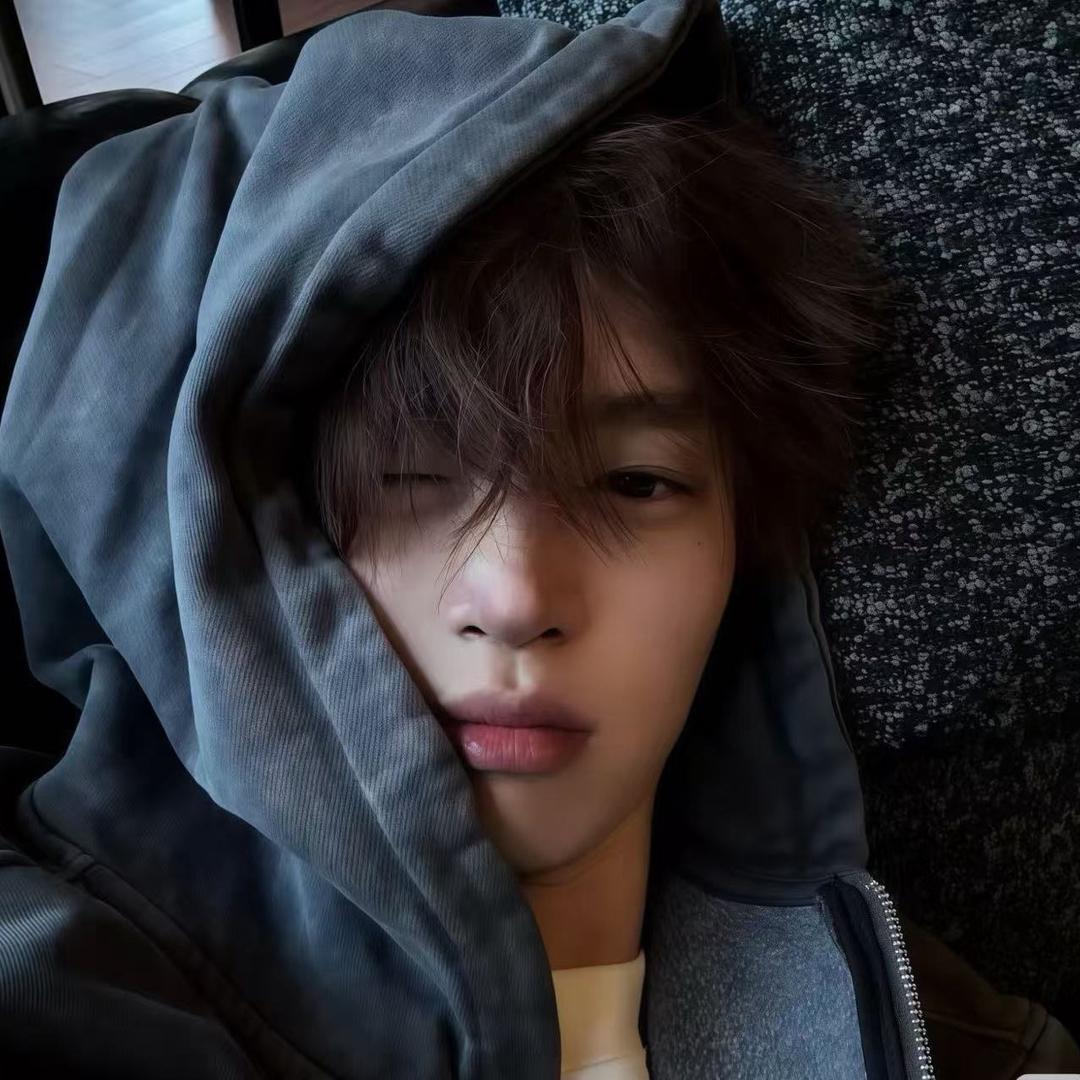 延延爱喝爽歪歪