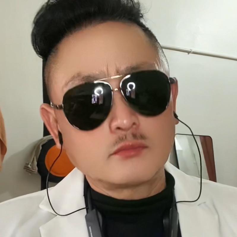 三哥爱唱歌🎤