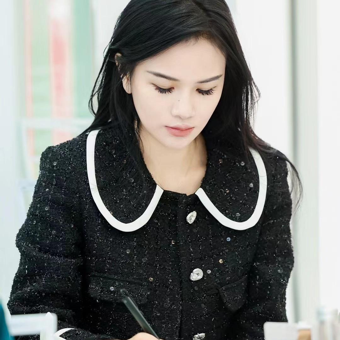 Hannah妍汐禾黄老板