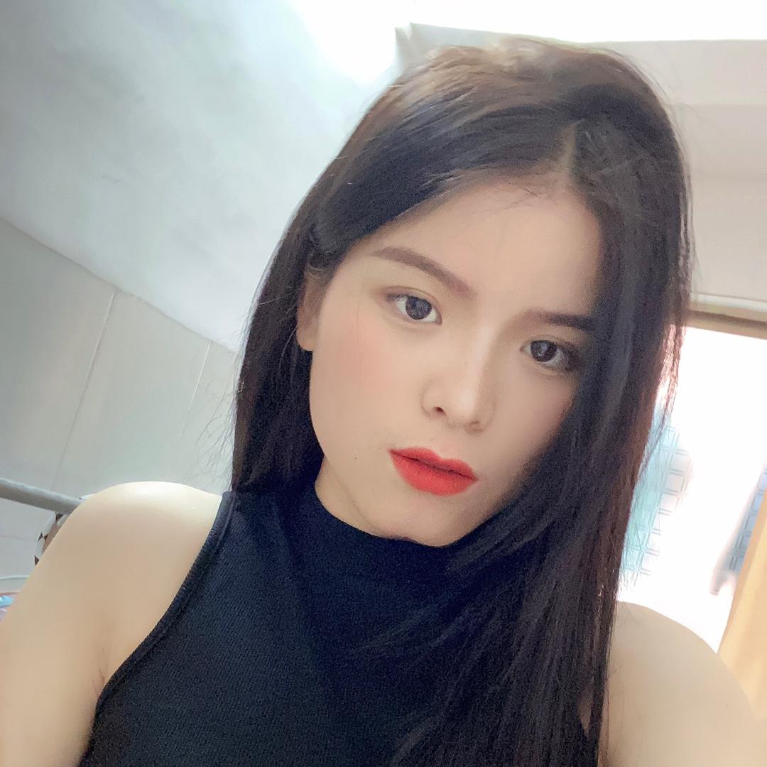 爱笑女孩🌸