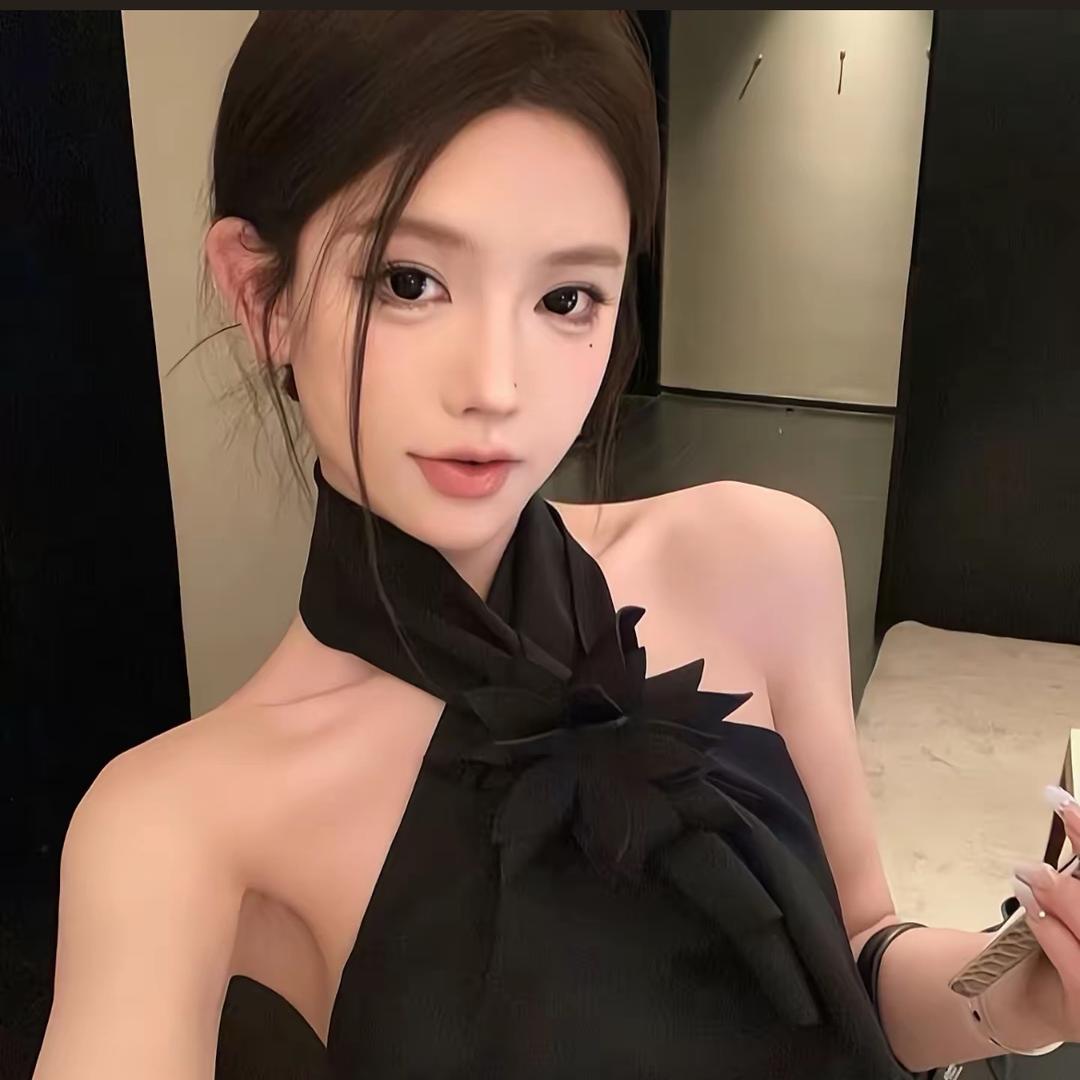 銏銏来迟.
