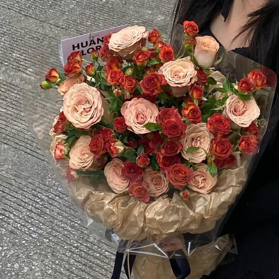 肆肆
