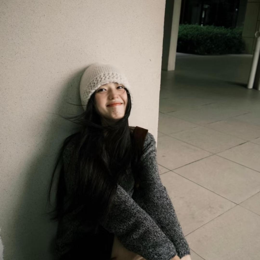 小月.