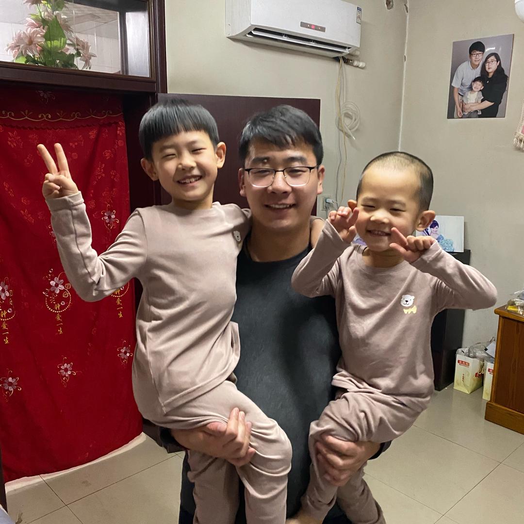 俩宝帅爸