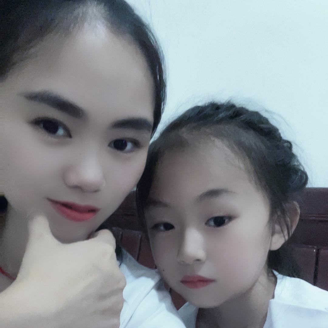 琳琳小个子