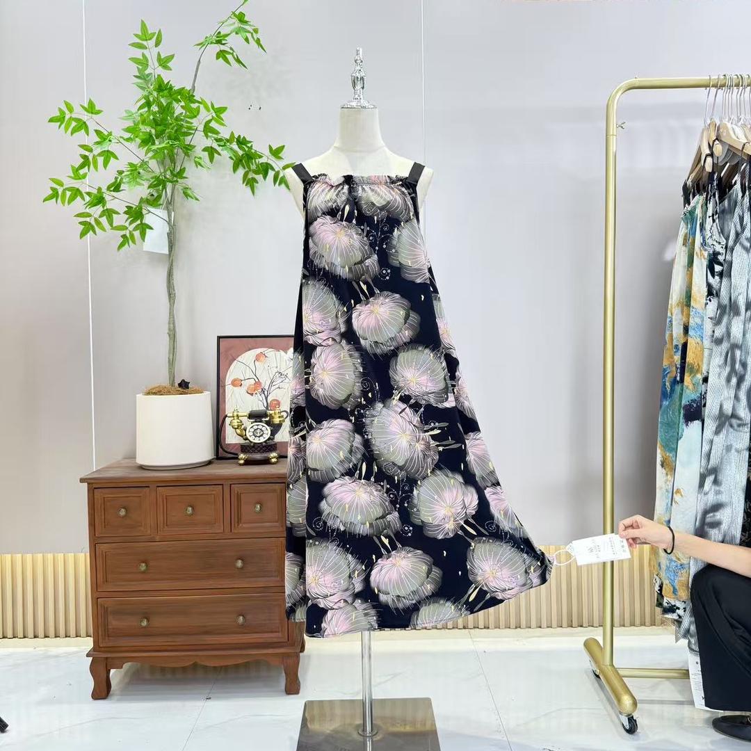 素衣（大码女装）