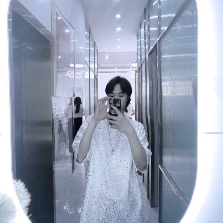 一·简造型(红湘店)官方号