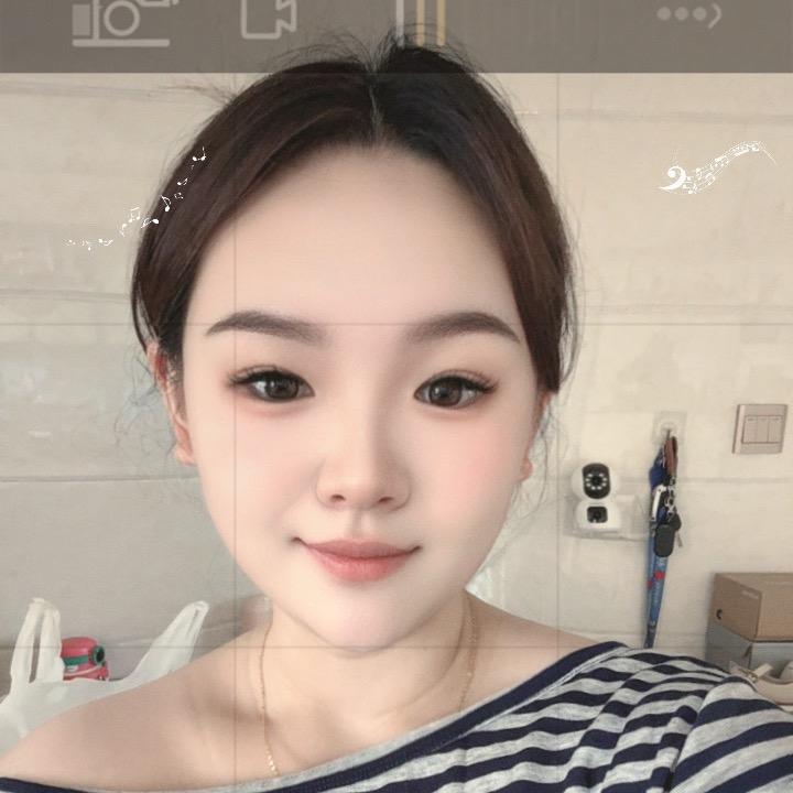 小刘很哇塞哈