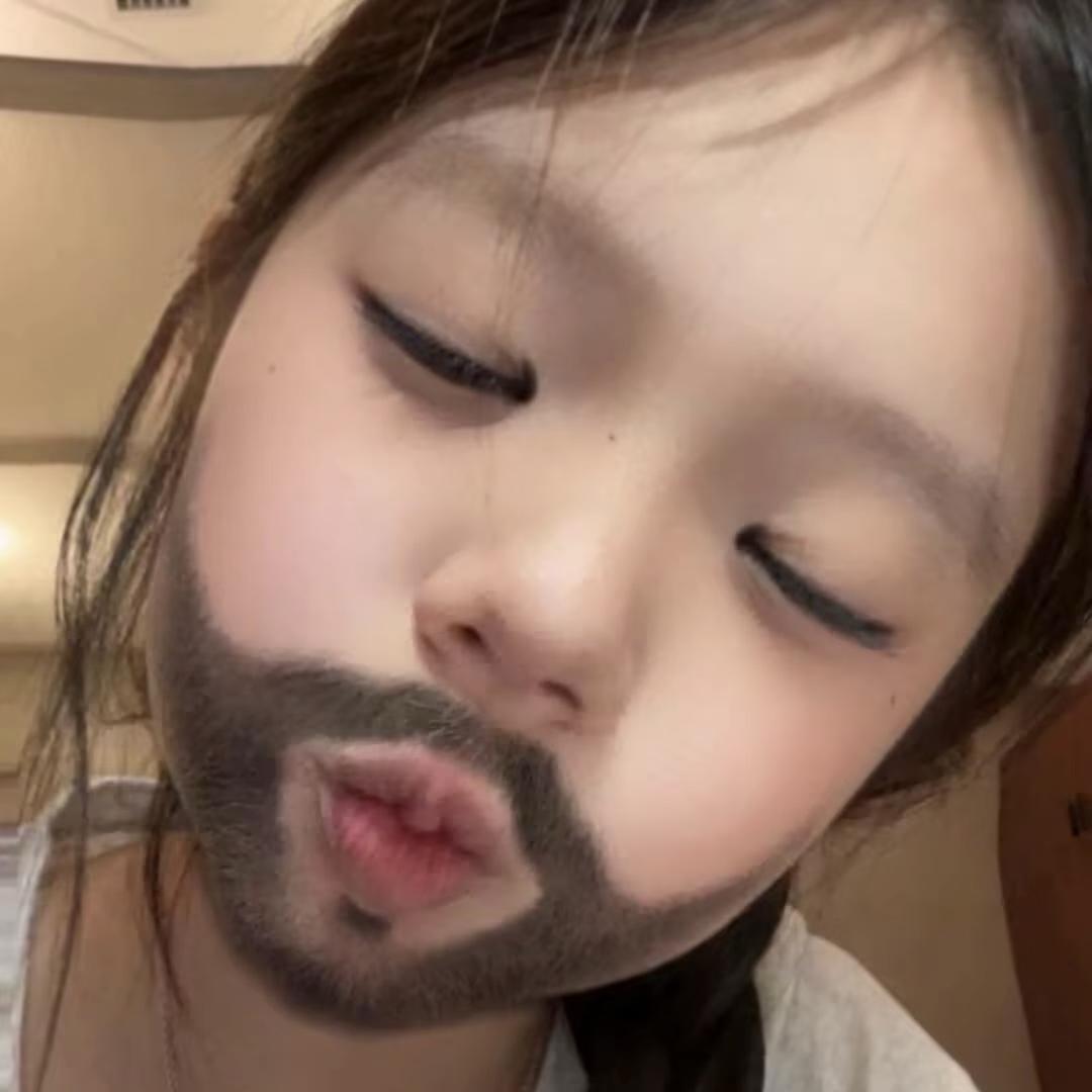 -莓泥啥事