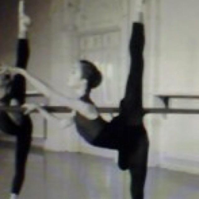 ᴬ①個亾的舞枱