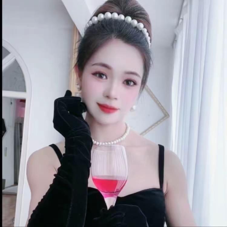 @小薇💫