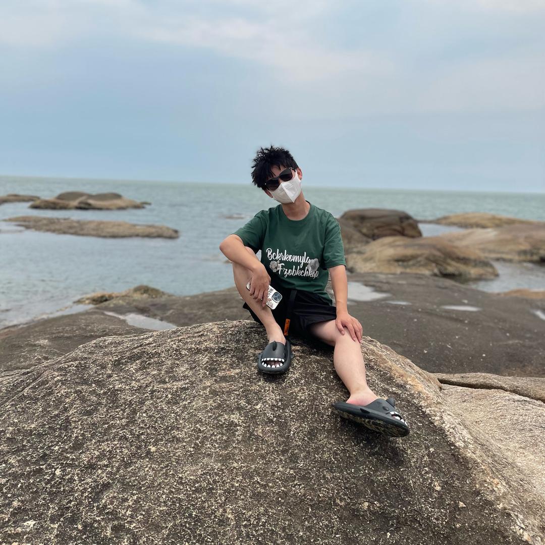 岩棉拌着石膏板下饭的东东