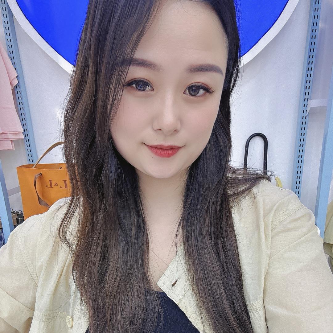张闹闹🌸