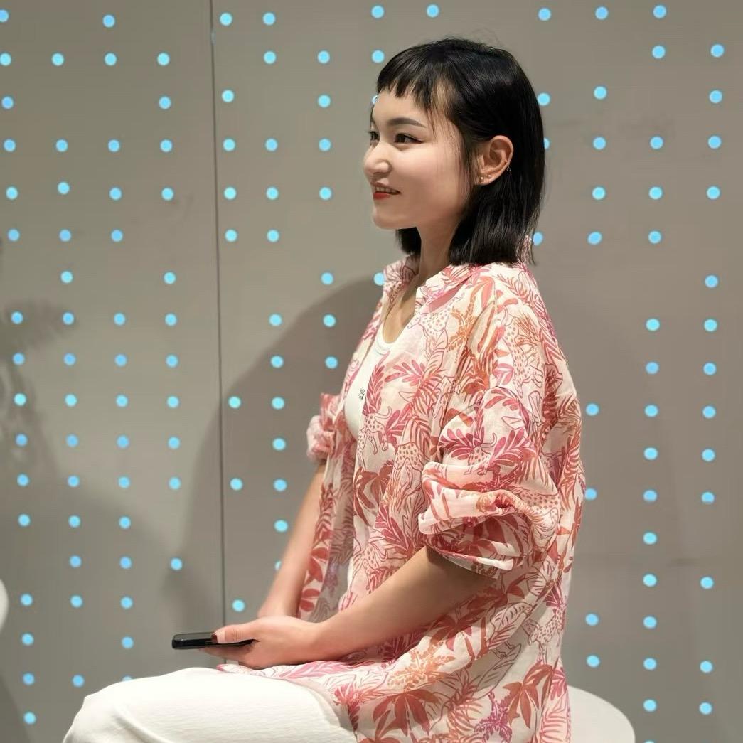 威宁欧宝狮女装小瑶