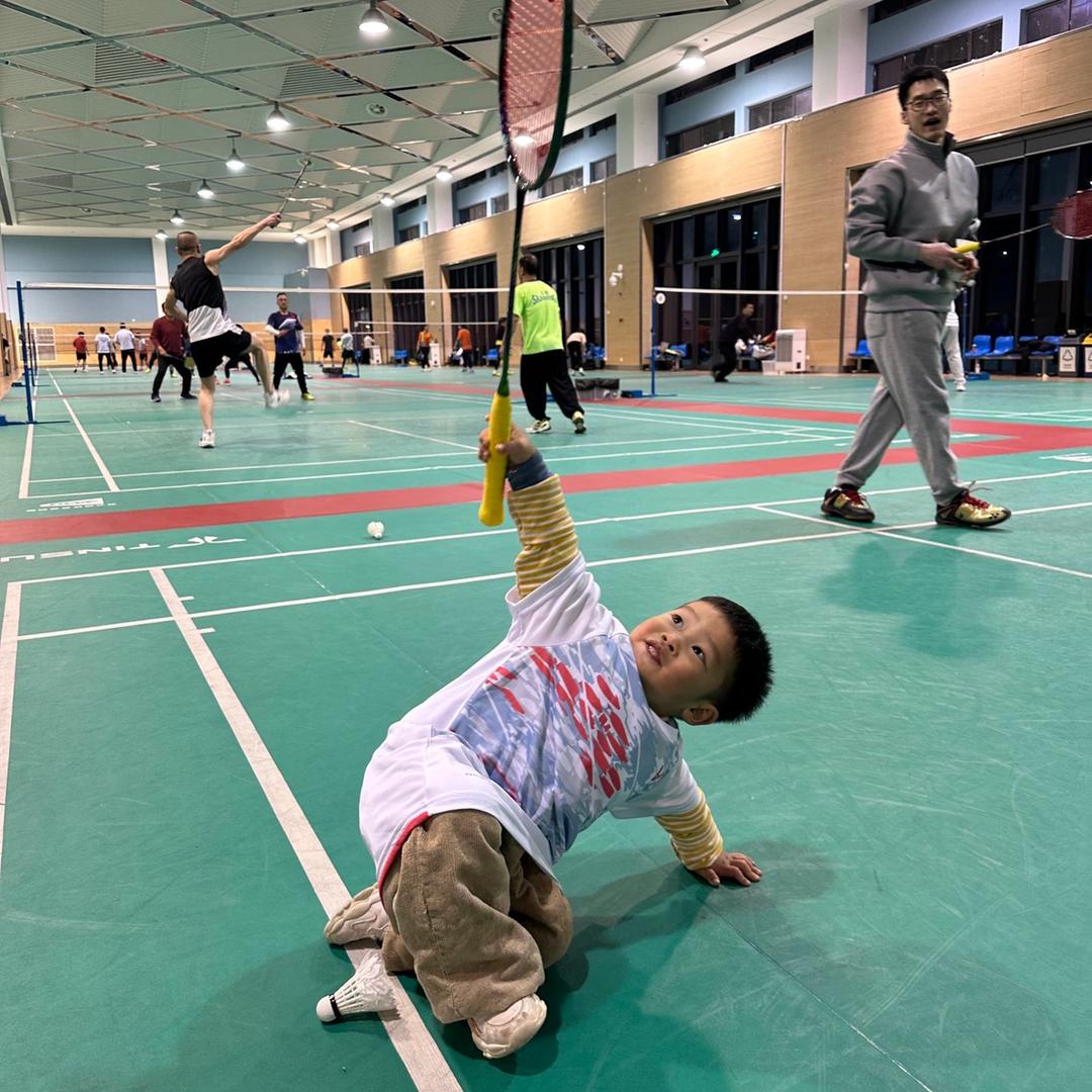 舟山羽毛球培训  李彬峰