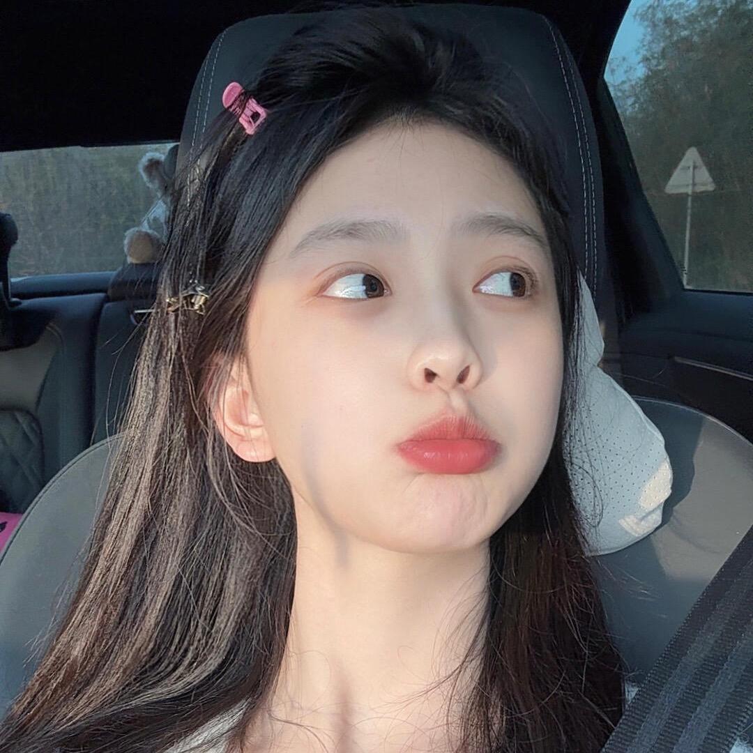 佳佳爱美🦄