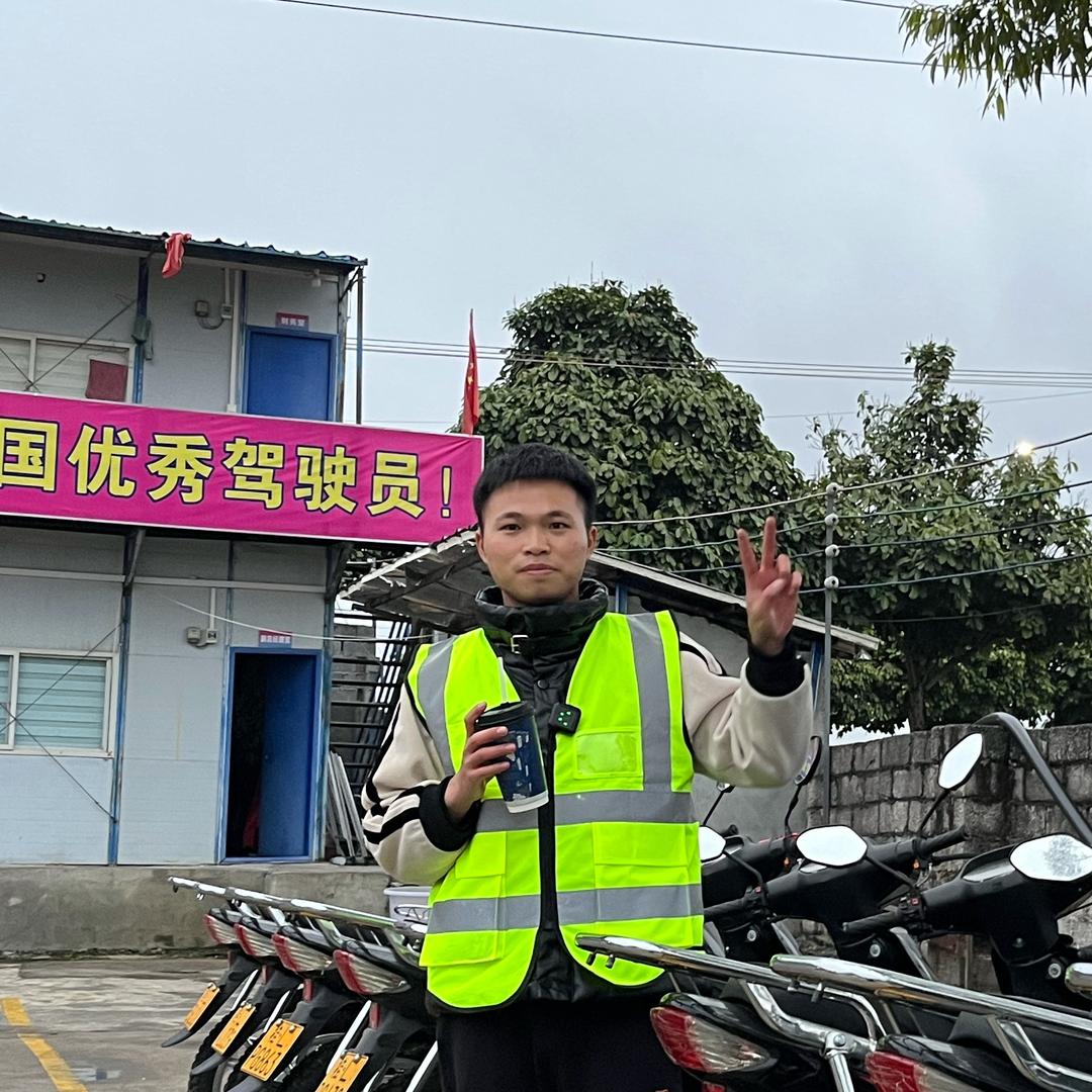 平果驾校小陈教练