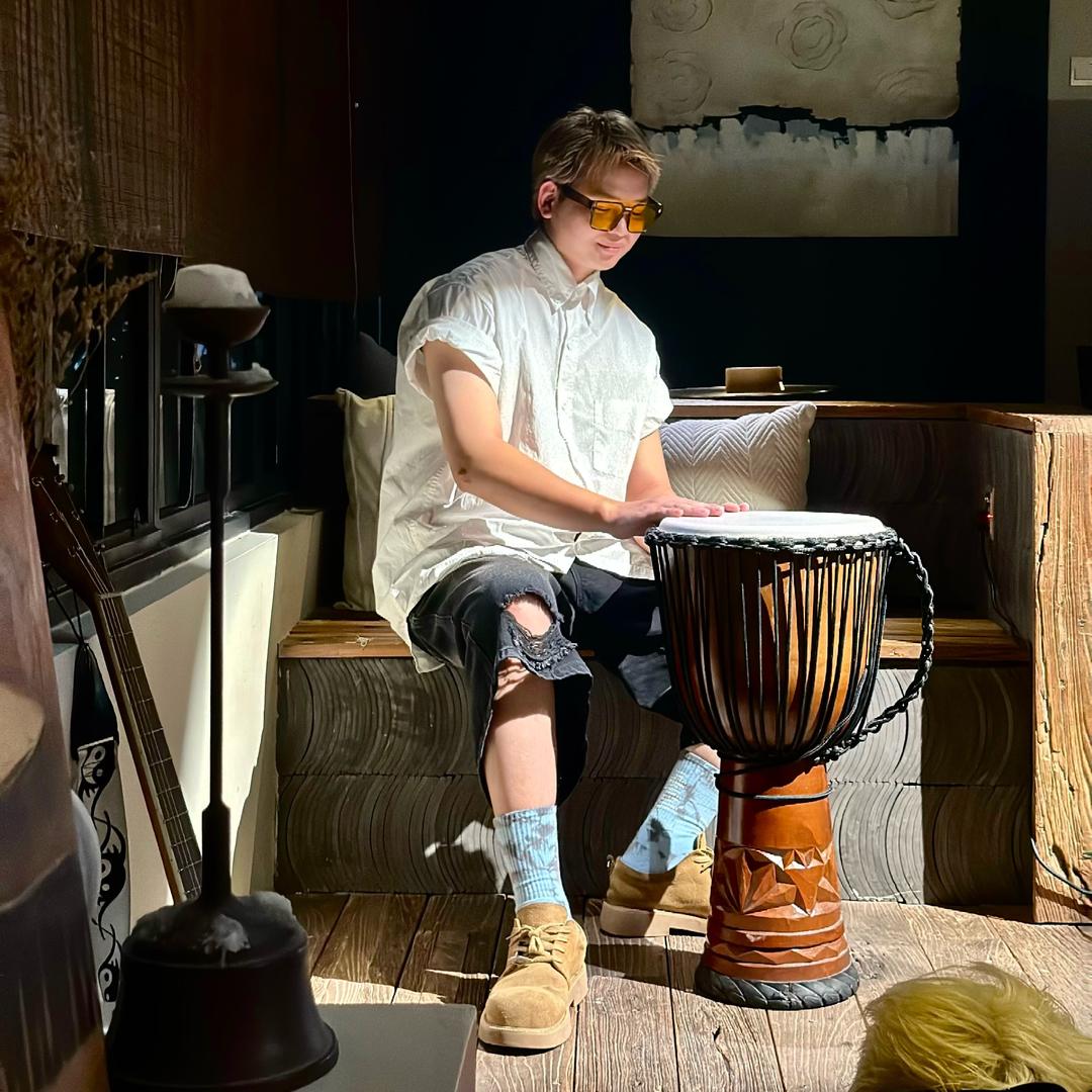 芭曲·博罗接发潮色子陵