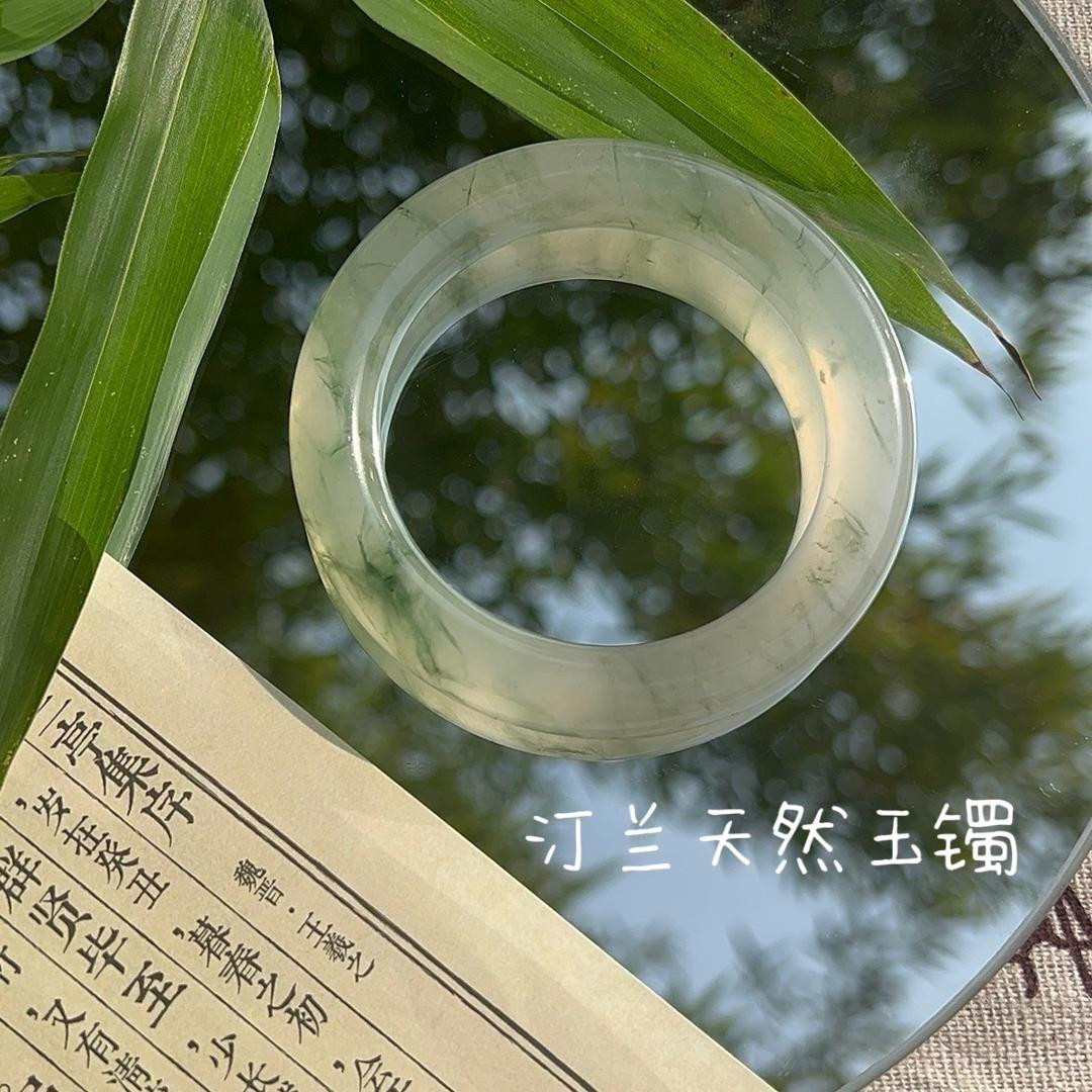 汀兰玉镯