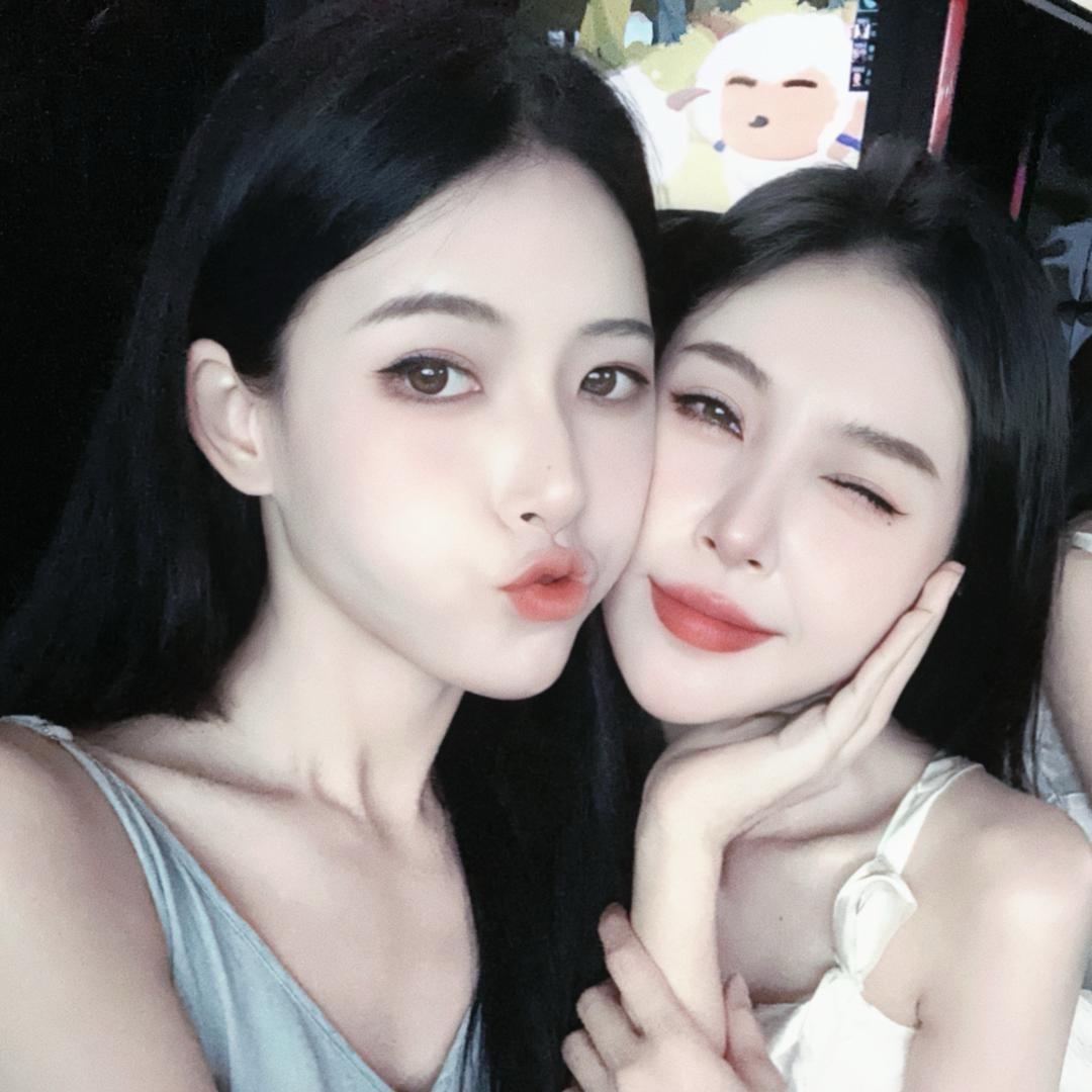 六爻轻奢定制女装