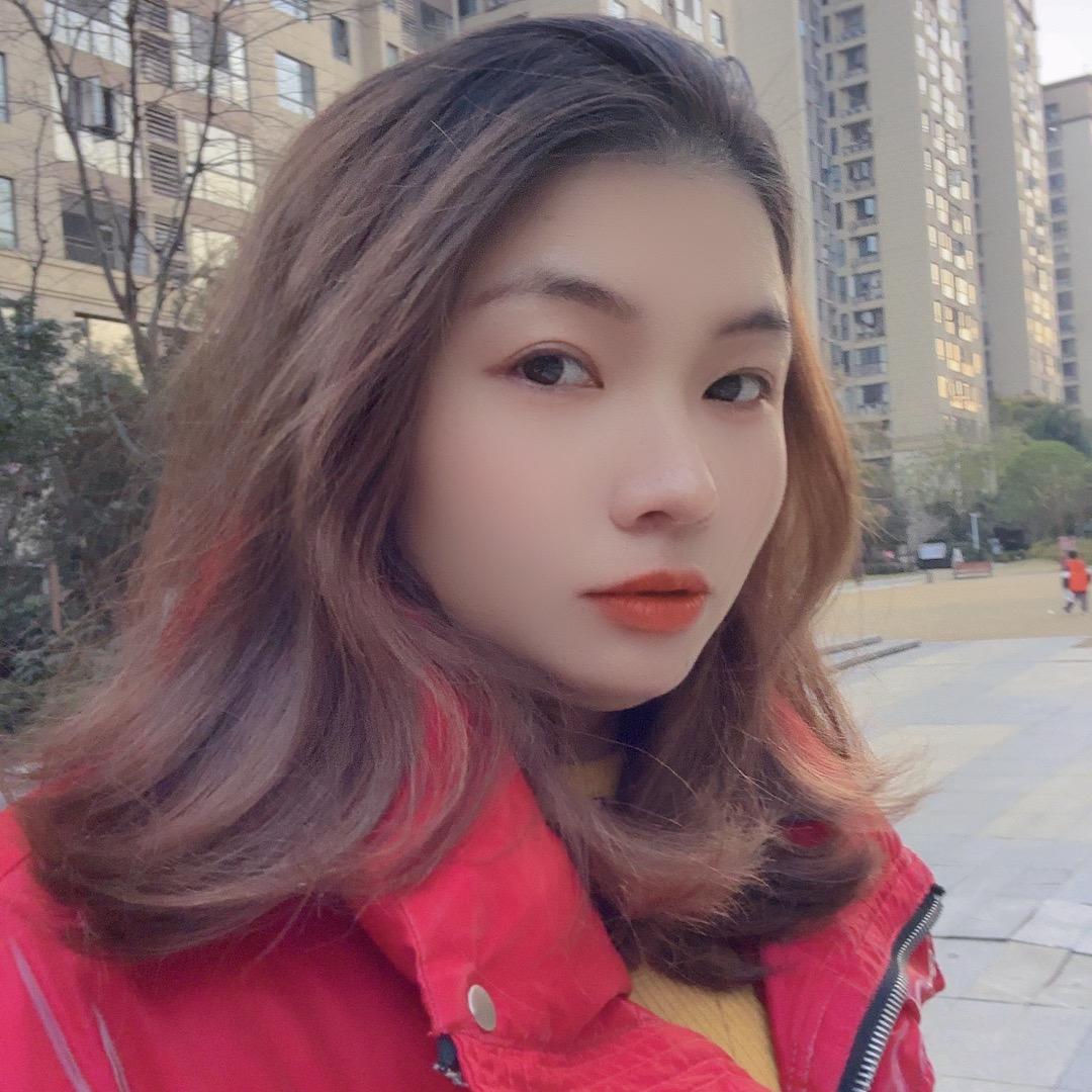 小芳芳首播唱歌（橱窗有好物）