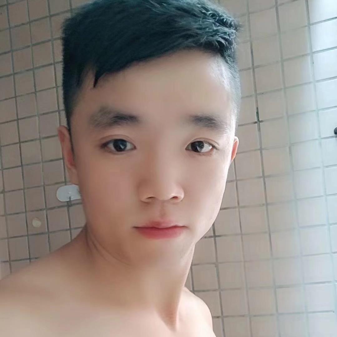 刘总大人（养娃专业户）家庭顶梁柱