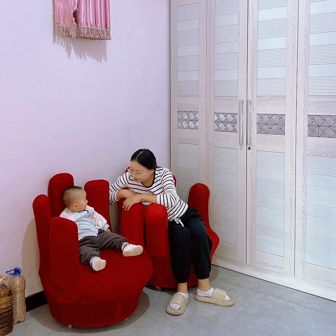 丽丽 👑四宝日常