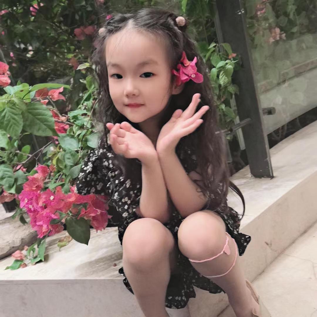 可爱担当小伊宝