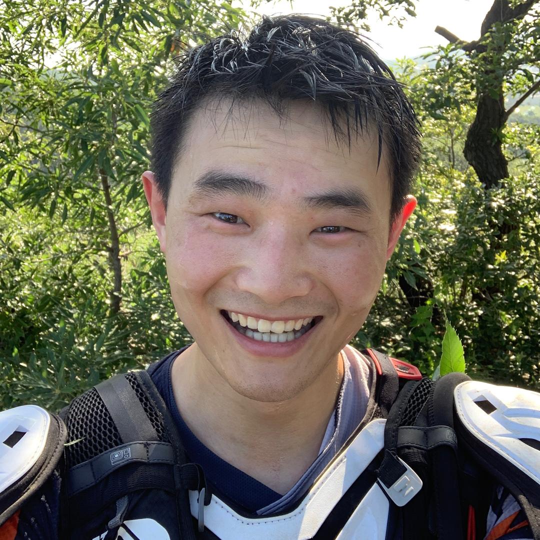 骑越野的于田