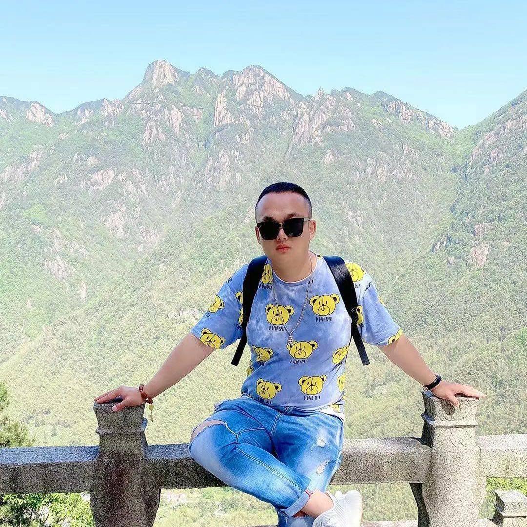 黑嗓龙