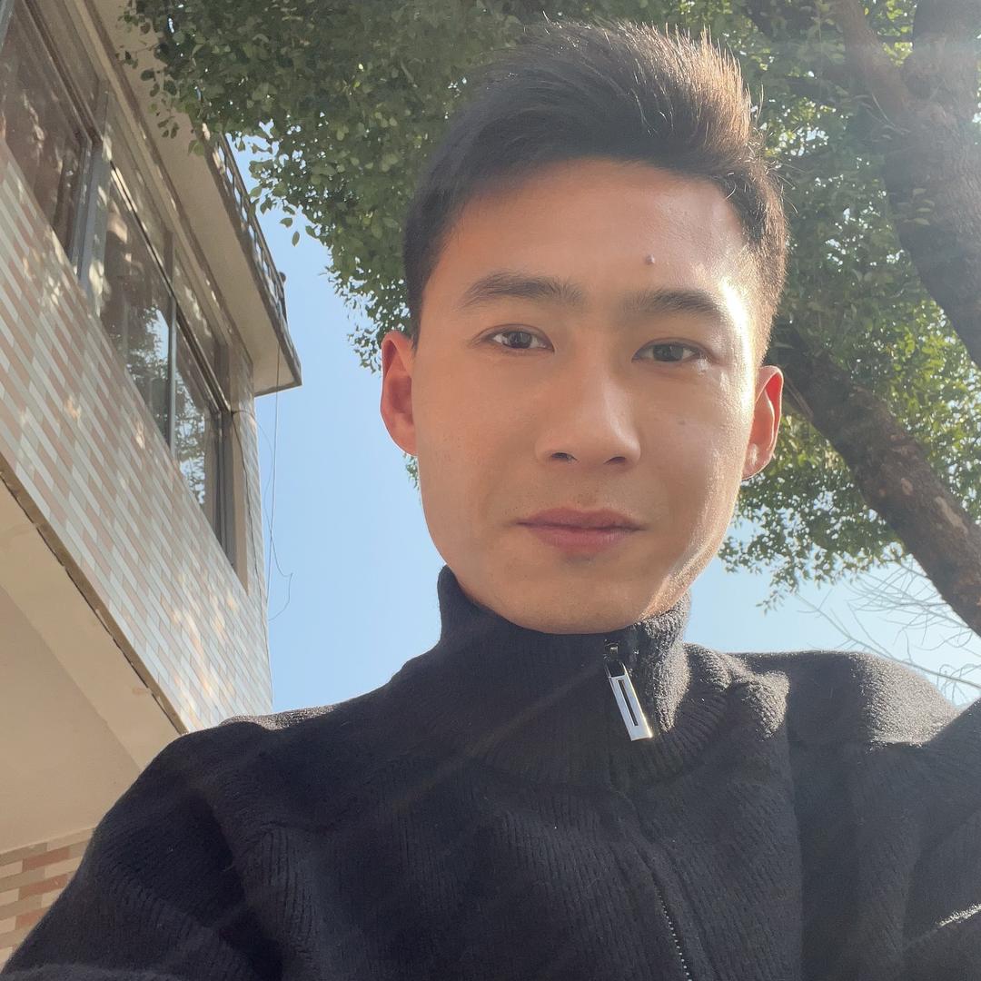 抬头看太阳