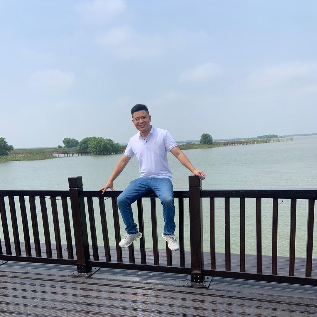 杨波