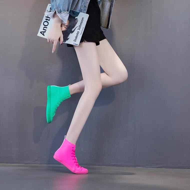 ONE STEP TO WIN 鞋类