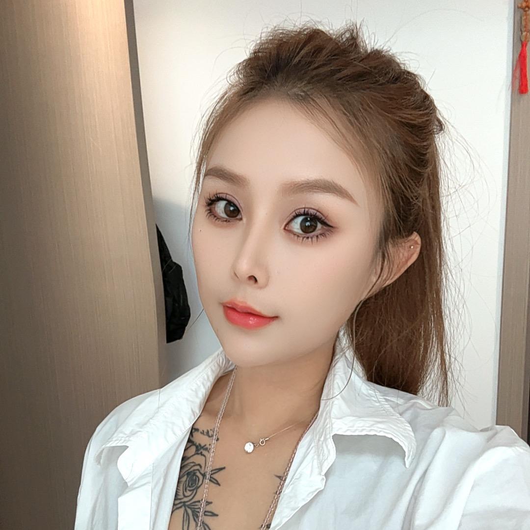 一生追求腿细的小美🧘🏻‍♀️