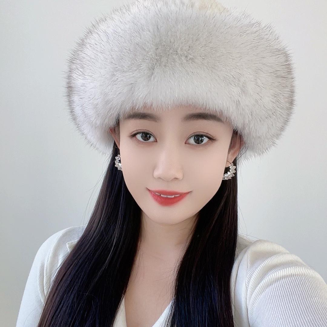 美妮诗皮草（富婆衣帽）