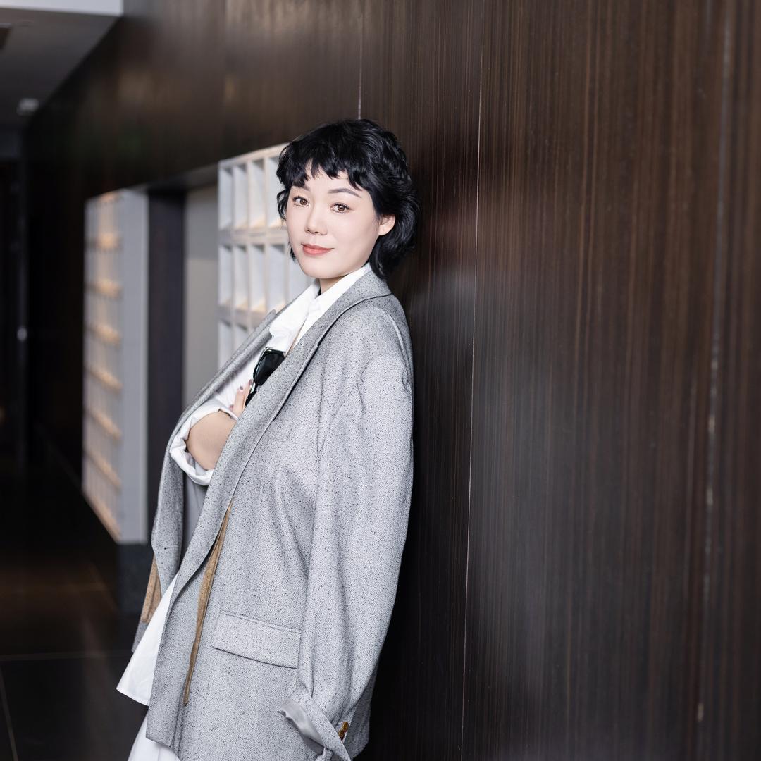 南阳市社旗县80独创女装店