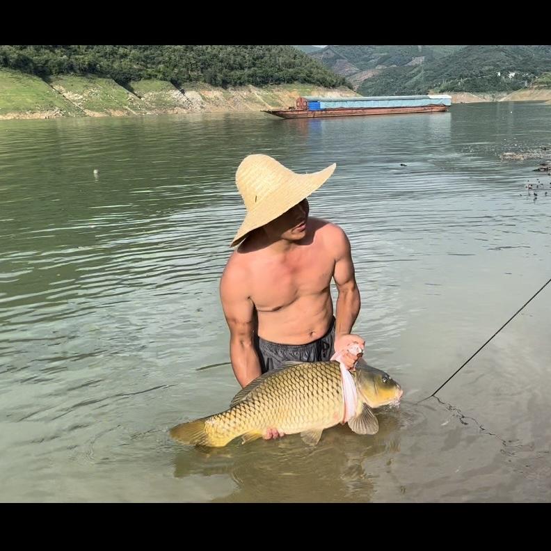 曲靖市麒麟区小鬼渔具店