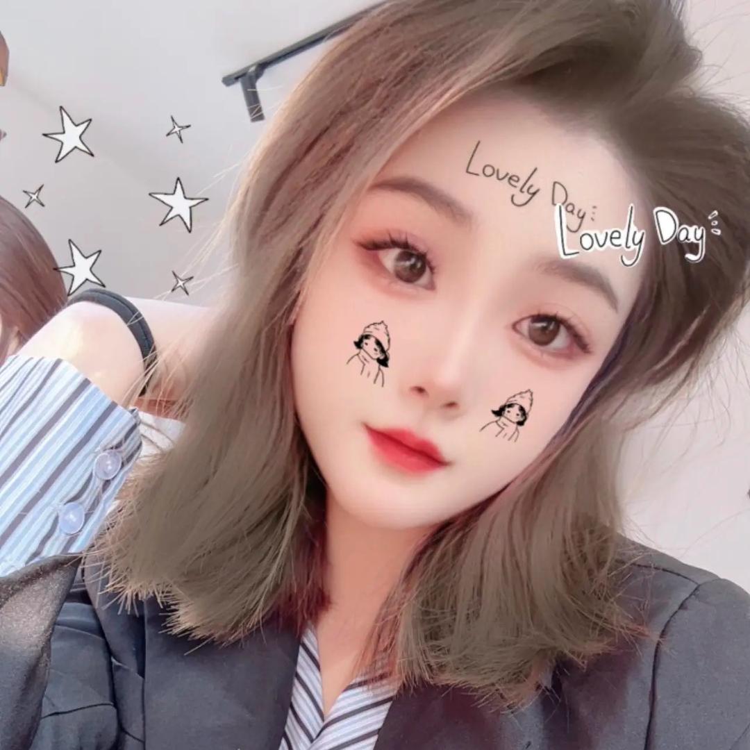 霞霞（勿连赞）