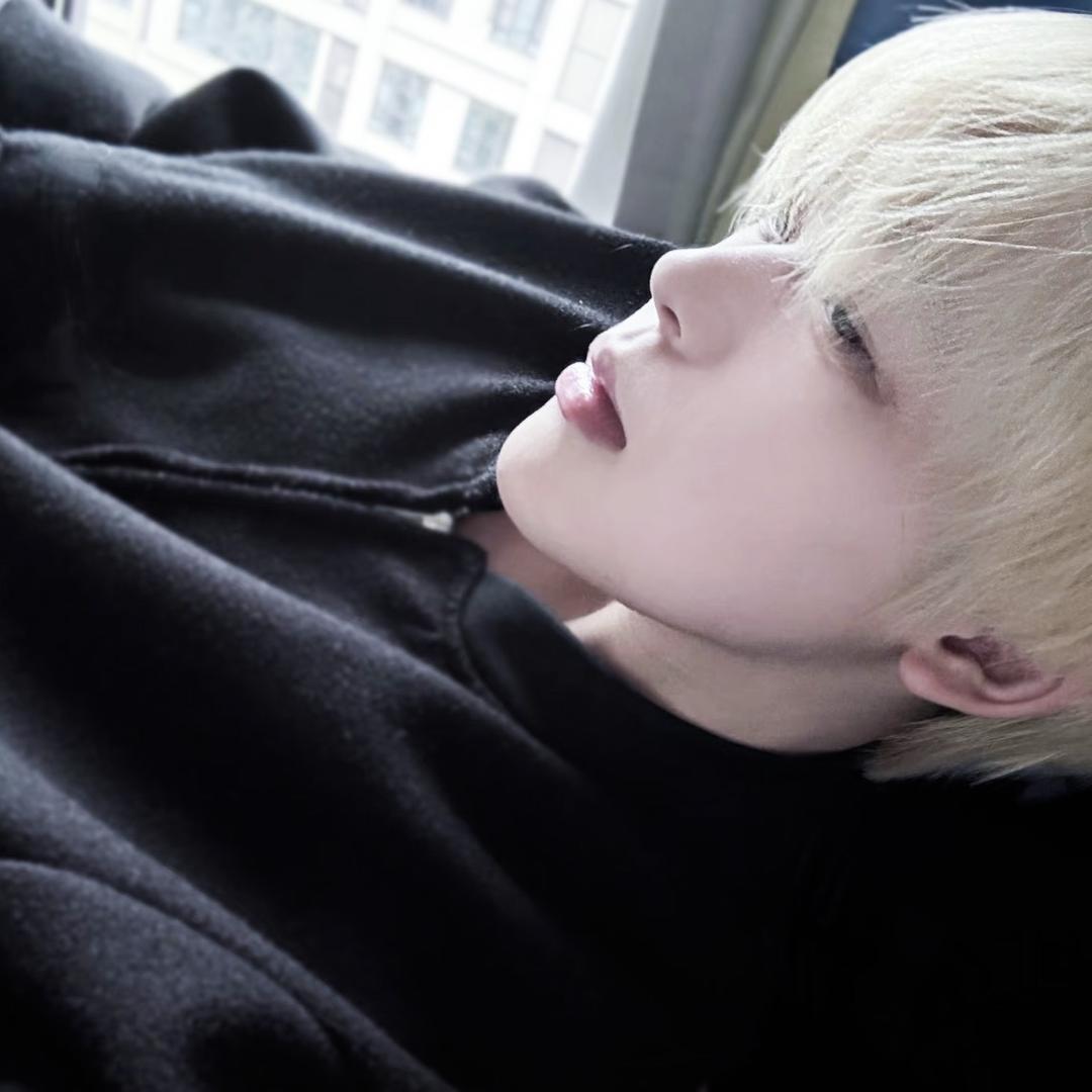 ￴ ￴ ￴ ￴￴ ，