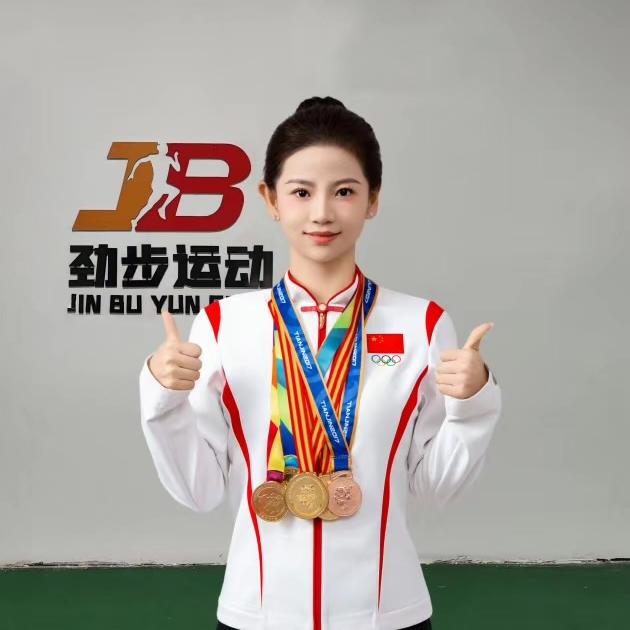 劲步运动潮鞋店