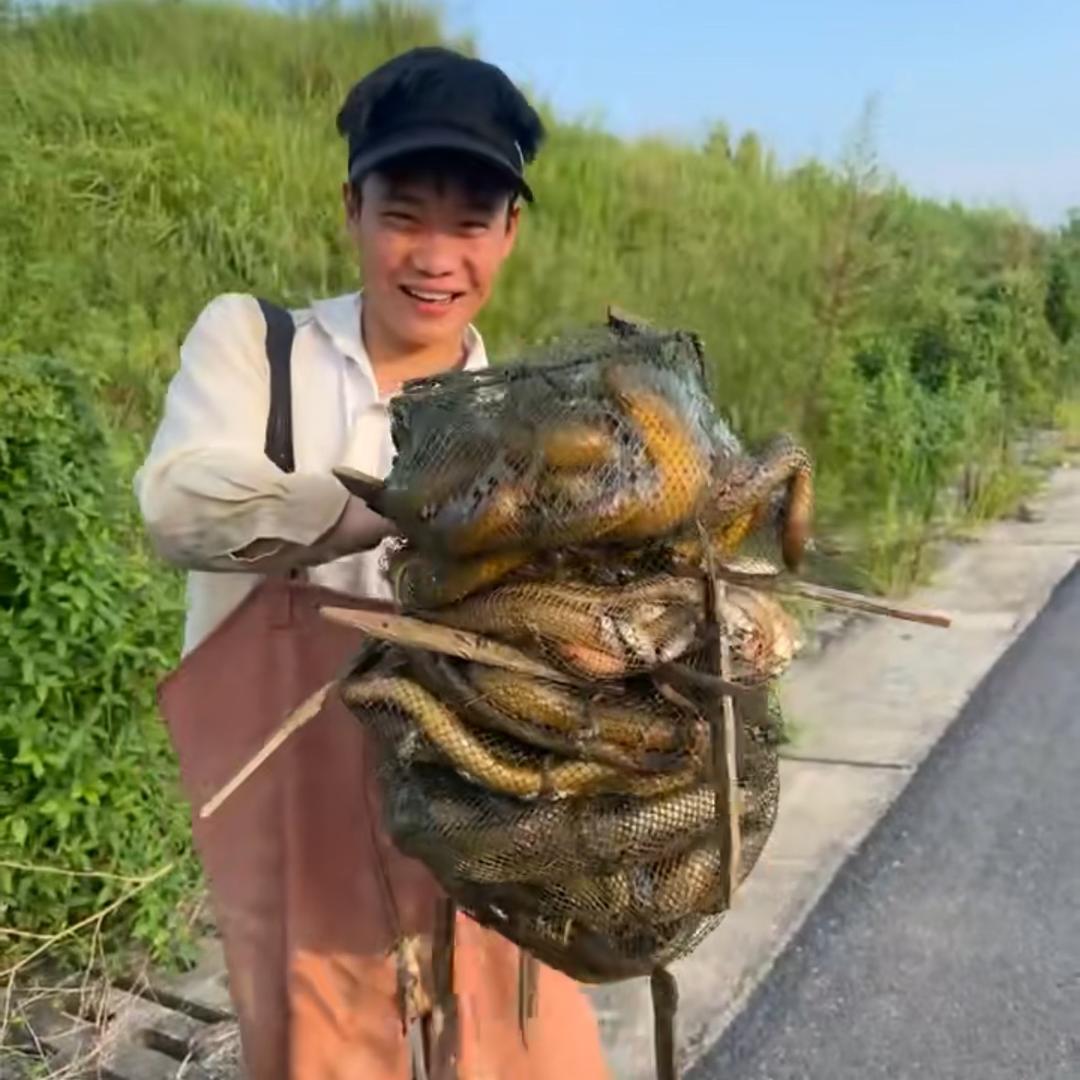 户外搞里头