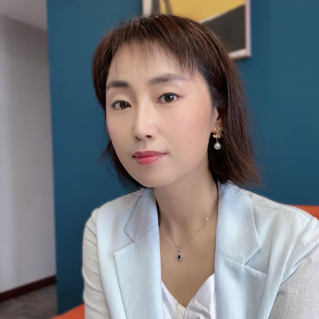 小鹤晓保