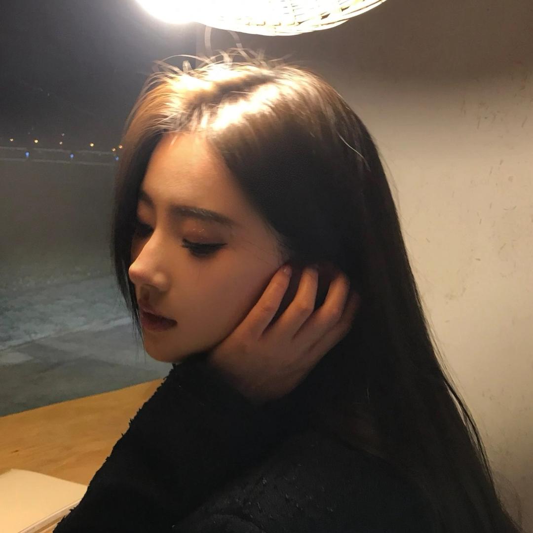 晕碳美少女